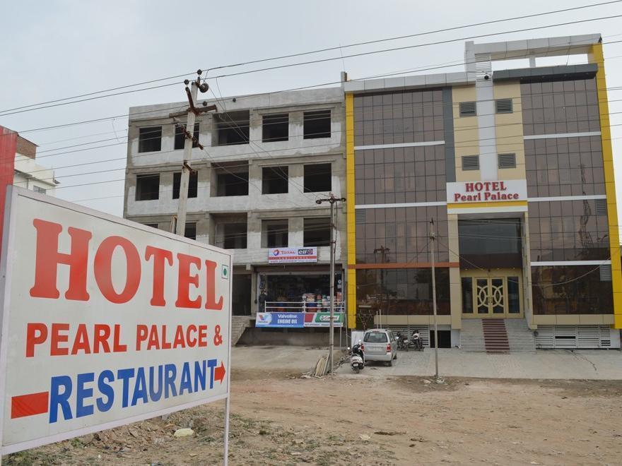 Hotel Pearl Palace Udaipur Buitenkant foto