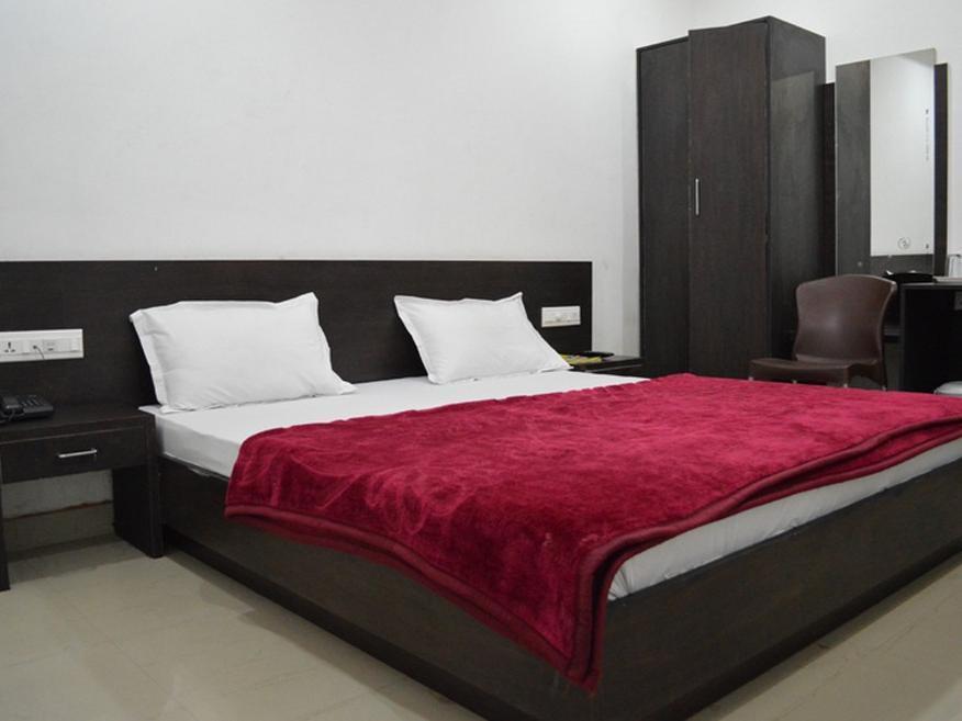 Hotel Pearl Palace Udaipur Buitenkant foto